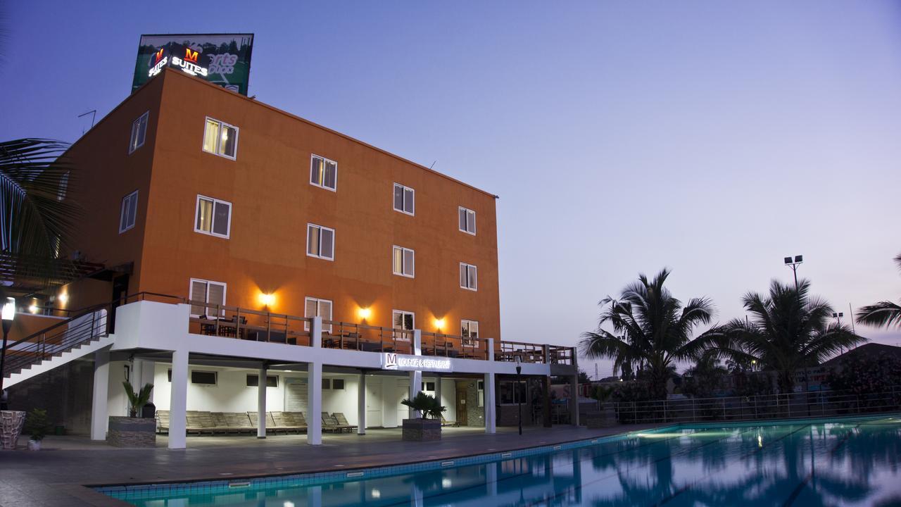 M Suites Hotel Akkra Exterior foto