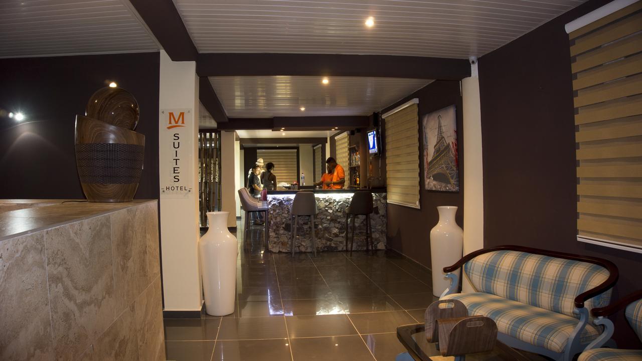 M Suites Hotel Akkra Exterior foto